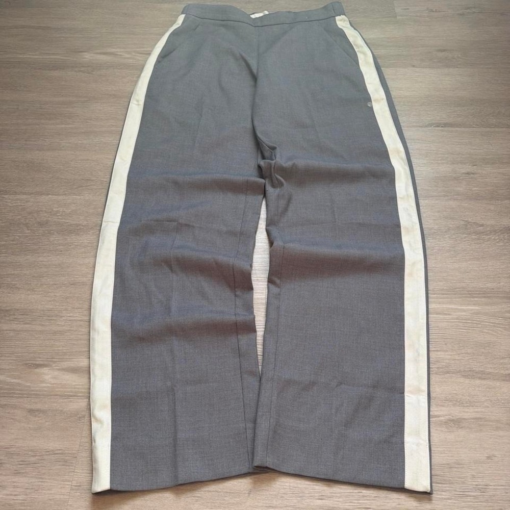 30x30 Grey Baggy Wide Leg Pleated Dress Pants White Stripe Y2K Vintage
